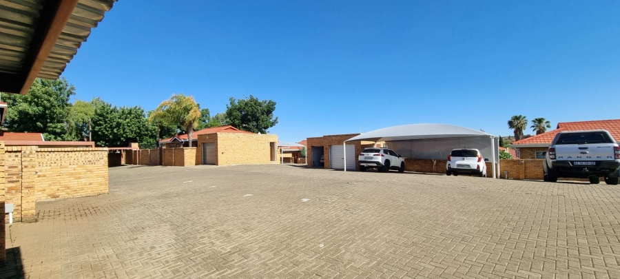 2 Bedroom Property for Sale in Pentagon Park Free State